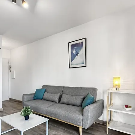 Apartment Sophia - Proche Centre - Balcon Prive - Wifi Gratuit Annemasse
