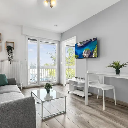 Sophia - Proche Centre - Balcon Prive - Wifi Gratuit Apartment *