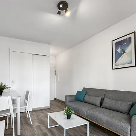 Sophia - Proche Centre - Balcon Prive - Wifi Gratuit